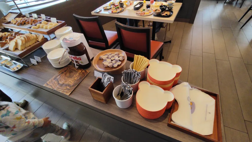 ヒルトン小田原リゾート&スパの朝食会場ブラッセリーフローラのキッズコーナー