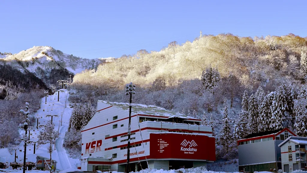 神立スノーリゾートのGROUND BASEと下山コース