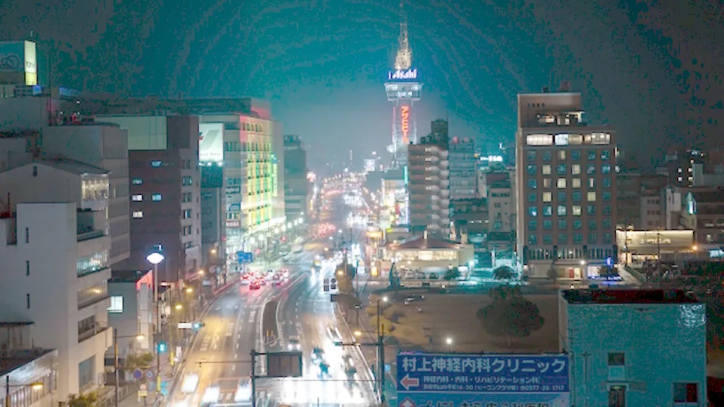 夜の別府タワー