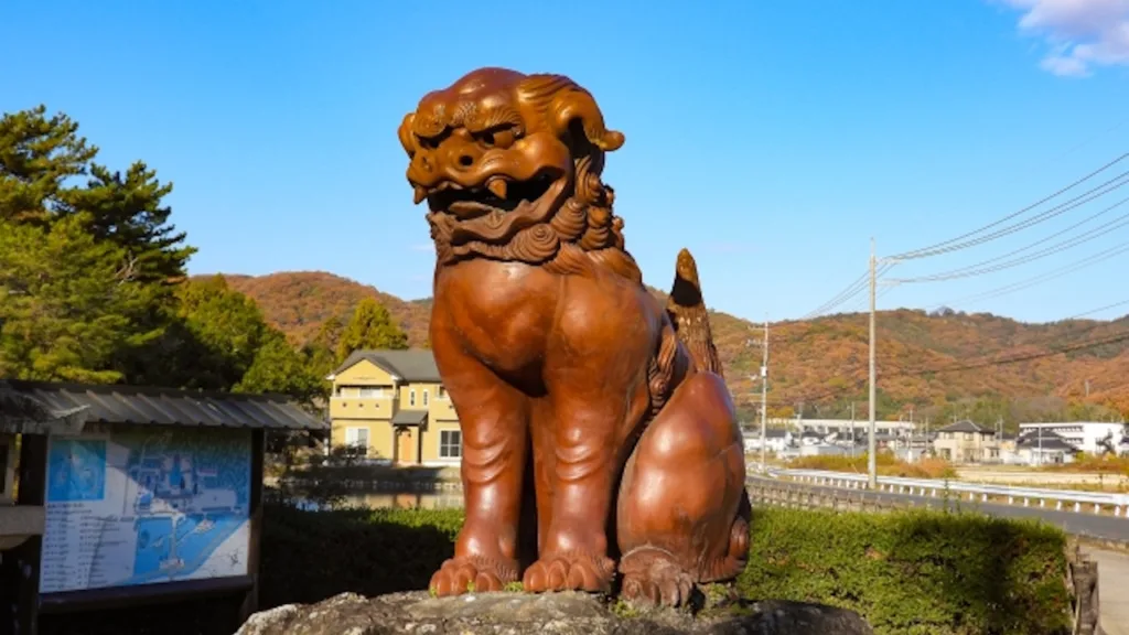 吉備津彦神社の備前焼の狛犬
