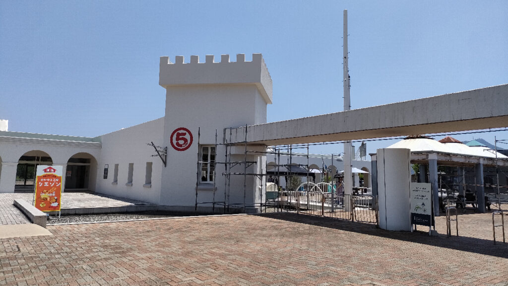 岡山市サウスビレッジのマルゴデリとおかやま工房リエゾン