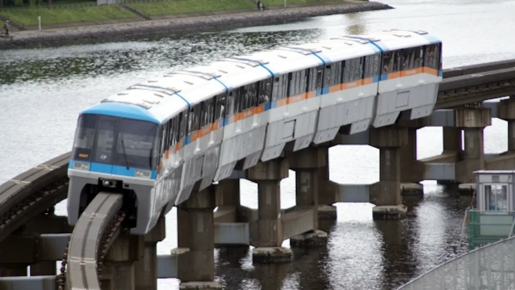 海上を走る東京モノレール