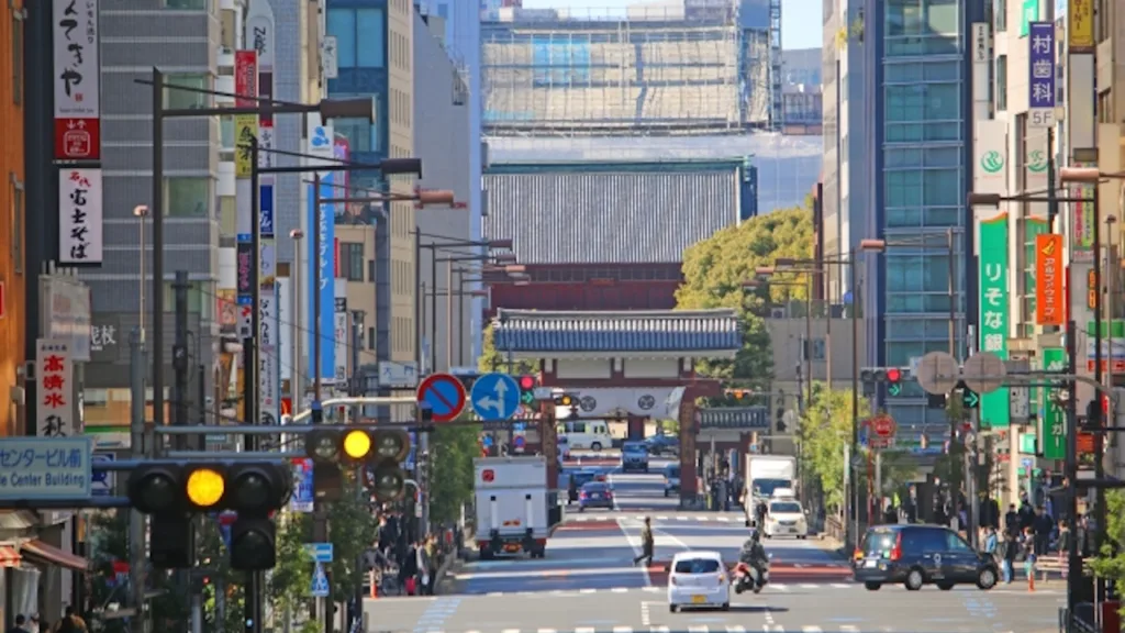 浜松町から眺めた大門と増上寺