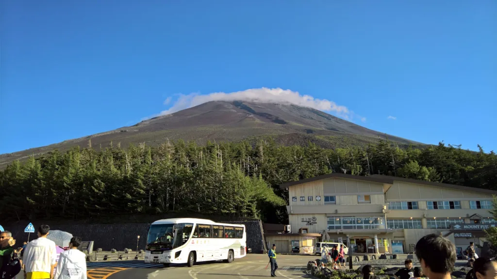 富士スバルライン5合目から見た富士山